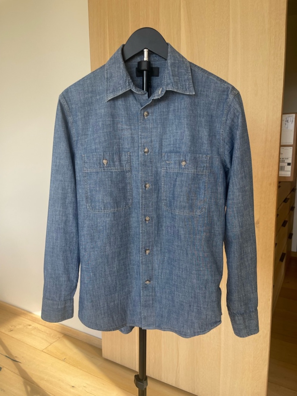 Banana Republic Blue Denim-Style Casual Button-Down Shirt